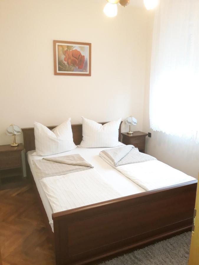 Lázár Apartmanok Hévíz Esterno foto