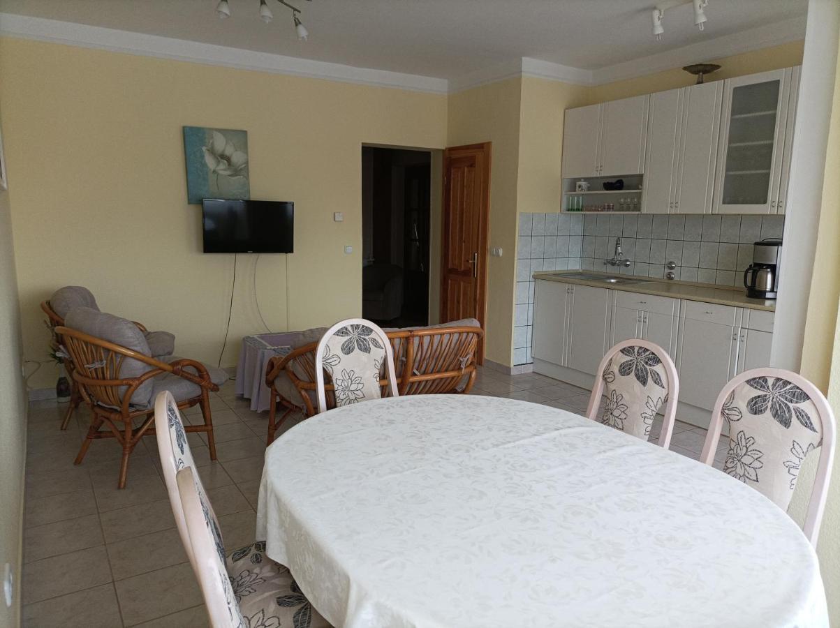 Lázár Apartmanok Hévíz Esterno foto