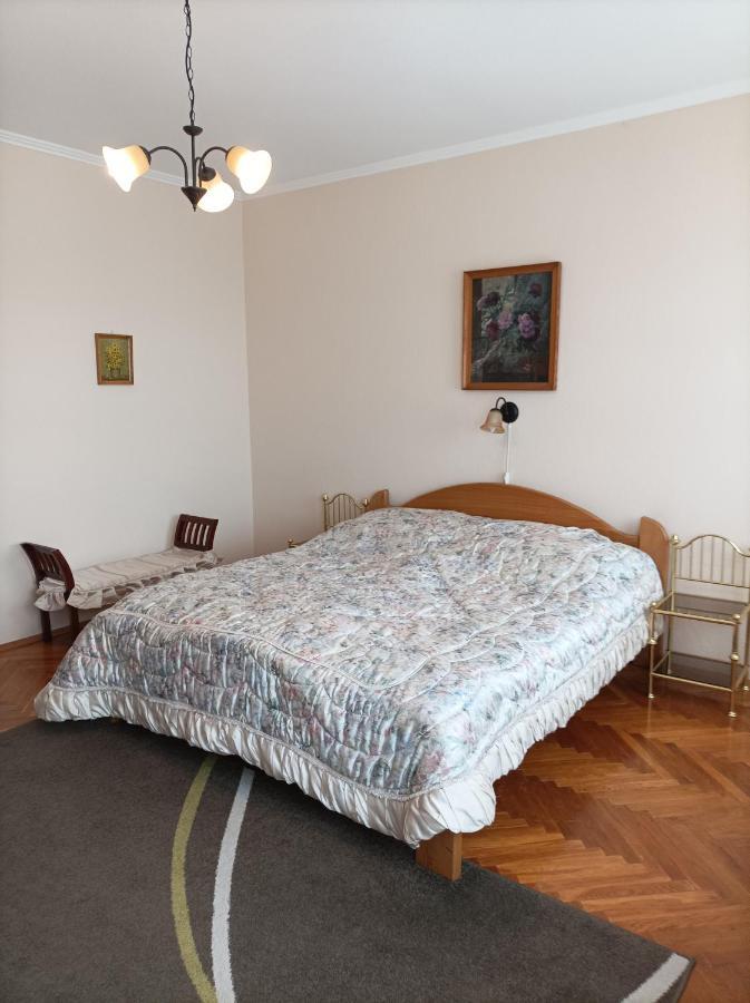 Lázár Apartmanok Hévíz Esterno foto