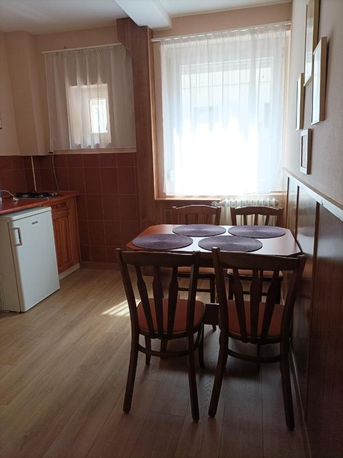 Lázár Apartmanok Hévíz Esterno foto