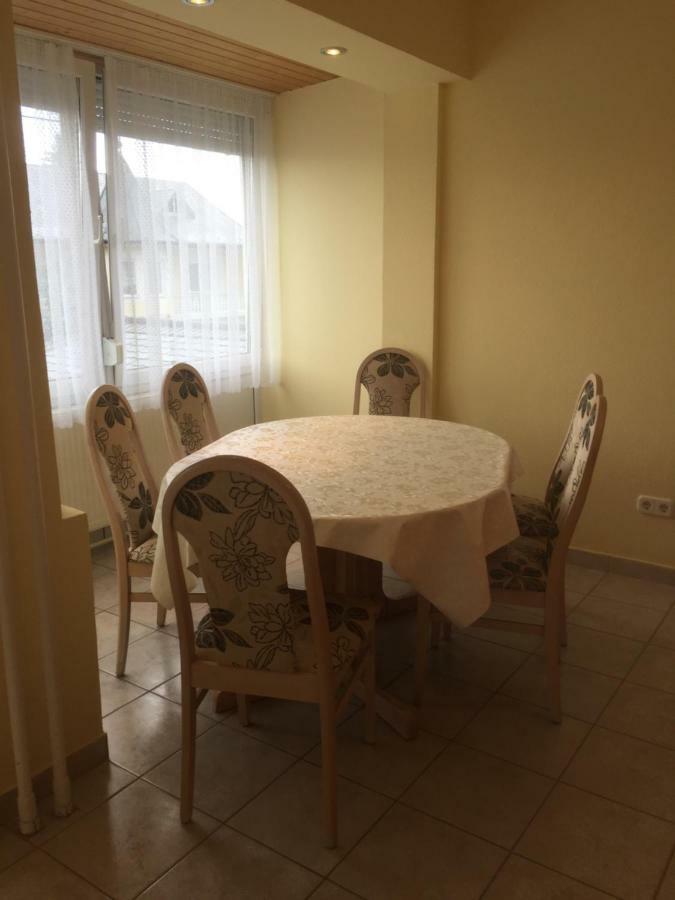 Lázár Apartmanok Hévíz Esterno foto