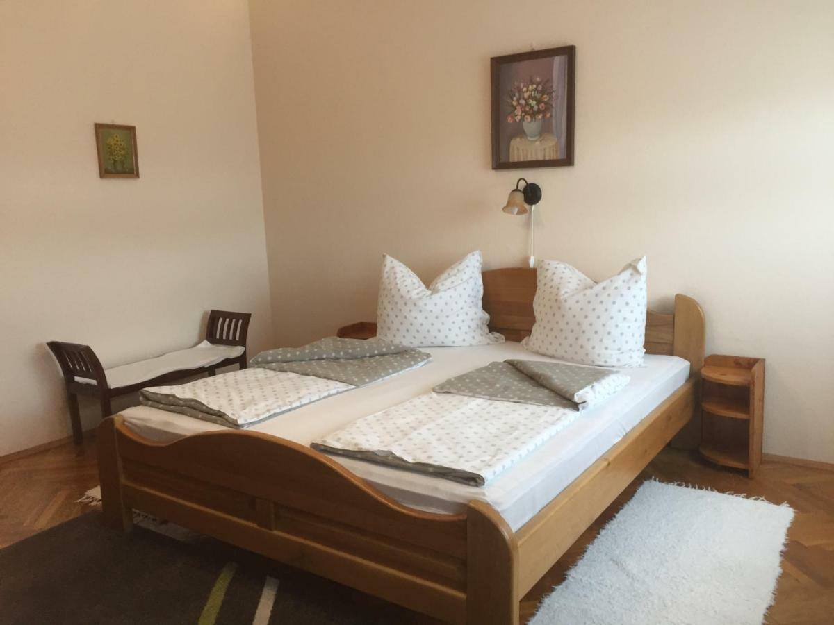 Lázár Apartmanok Hévíz Esterno foto
