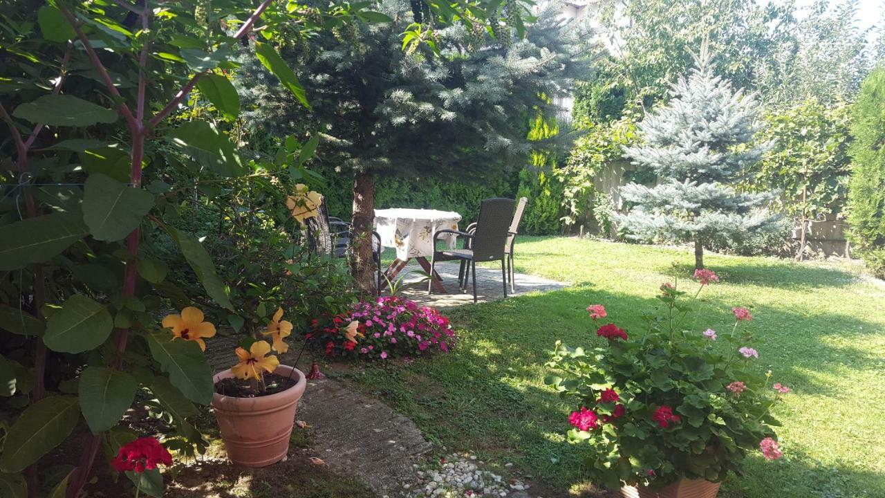 Lázár Apartmanok Hévíz Esterno foto